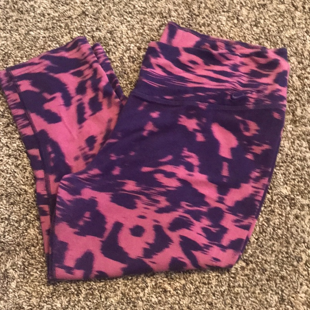 Nike crop pants
